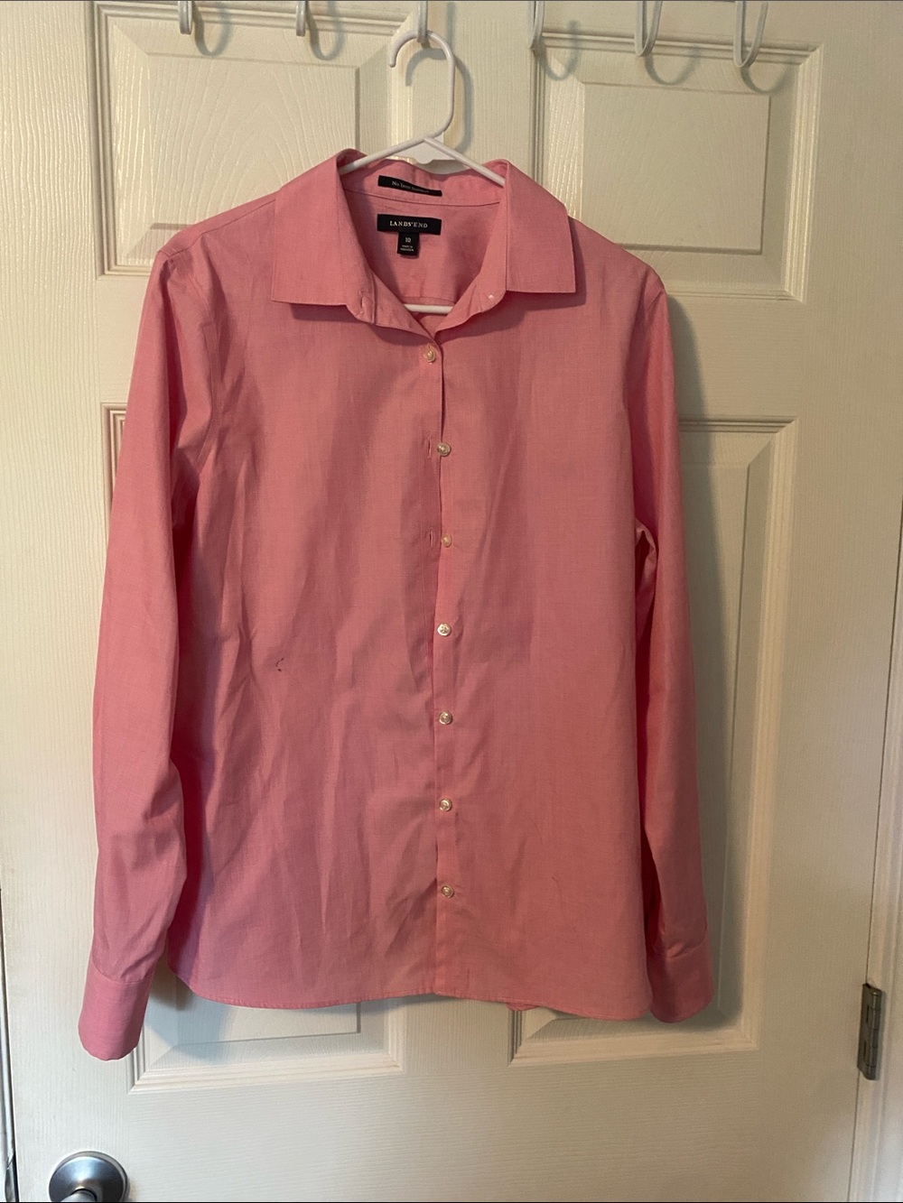 Lands' End Men's Pink Long-Sleeve Button-Down Shirt
